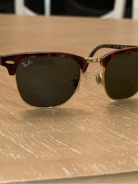 Ray-Ban Tortoiseshell Clubmaster Sunglasses - Brown/Gold